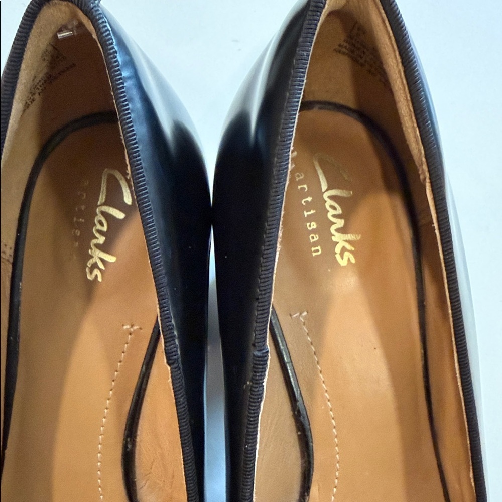 Clarks Artisan Tara Rosie Pump Women's Black Leather - Picture 3 of 10